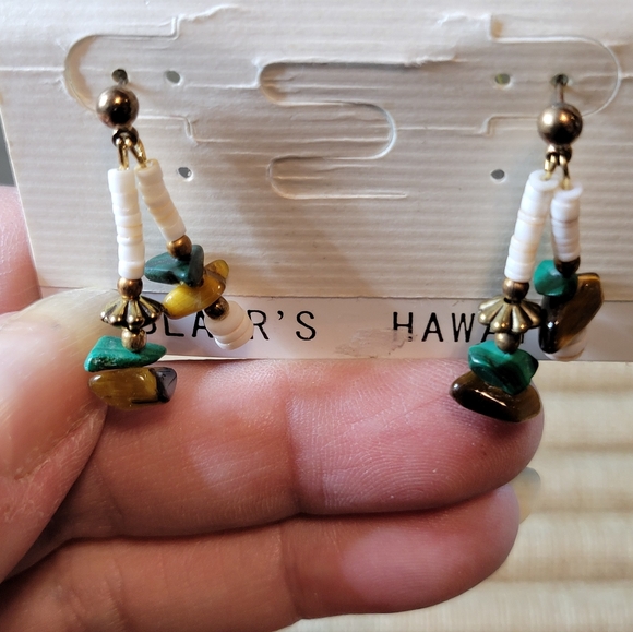 Vintage Blair's Hawaii Dangle Earrings Shell, Tiger Eye, Malachite NWT Post Back - Picture 1 of 4